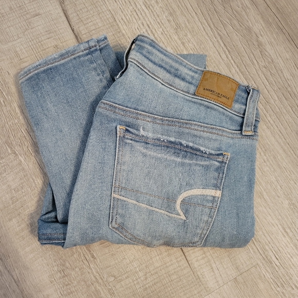 AEO Lightwash skinny jeggings